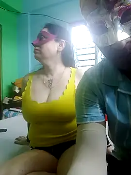 Snapshot of Raja_Ranii chatting on 01.26.25 Raja Ranii online show from 01.26.25