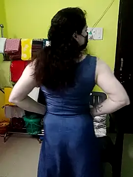 Snapshot of Raja_Ranii chatting on 03.01.25 Raja Ranii online show from 03.01.25