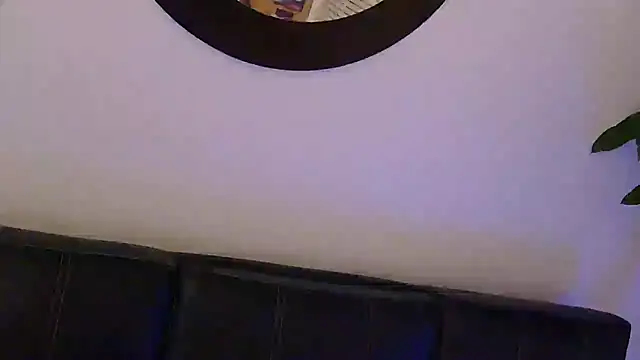 Snapshot of GymBoyVan chatting on 02.25.25 GymBoyVan online show from 02.25.25