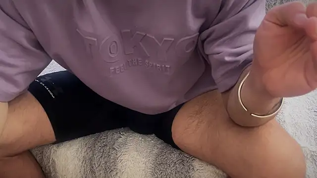 Snapshot of GymBoyVan chatting on 11.23.25 GymBoyVan online show from 11.23.25