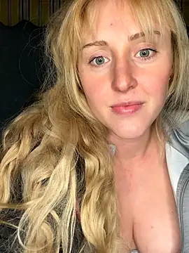 SherryOutdoor1 online show from 10.15.25