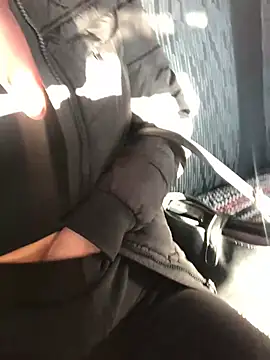 Diamond Bunny  online show from 02.13.25