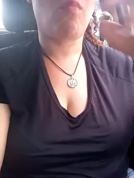 Snapshot of litha_luna chatting on 02.24.25 litha luna online show from 02.24.25