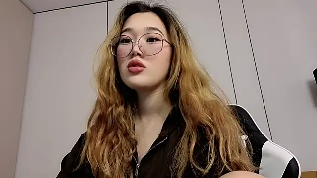 Jennatyan online show from 02.22.26