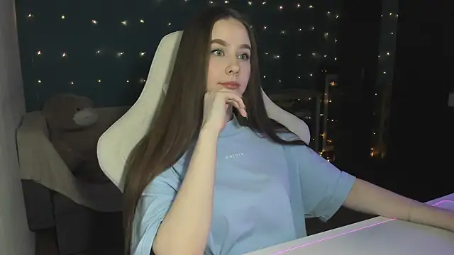 katie taylorr online show from 12.02.24