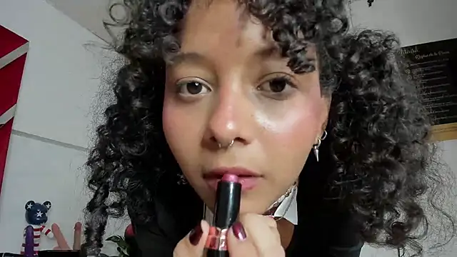 Milanxht online show from 03.13.25