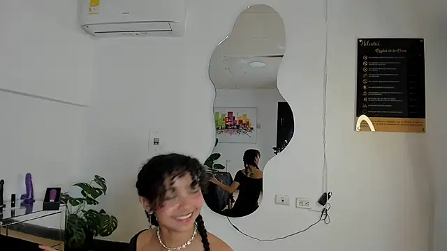 Milanxht online show from 03.20.25