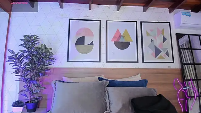 MiaKay1 online show from 02.02.26