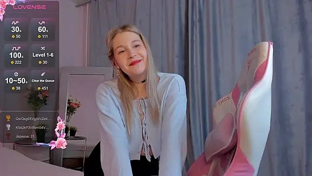 Snapshot of Colleen_Blake chatting on 02.19.25 Colleen Blake online show from 02.19.25