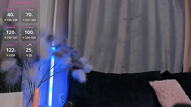 Snapshot of Colleen_Blake chatting on 03.12.25 Colleen Blake online show from 03.12.25