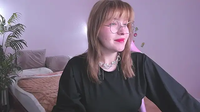 Snapshot of Colleen_Blake chatting on 01.13.26 Colleen Blake online show from 01.13.26