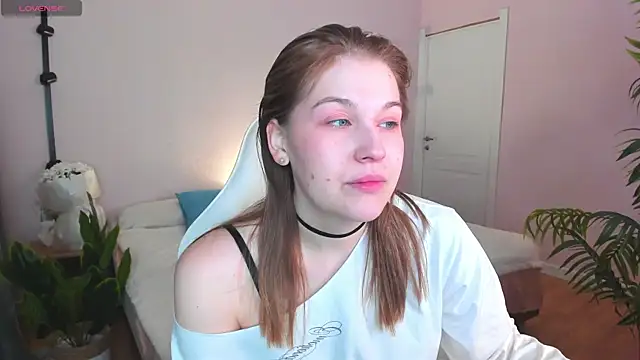 Snapshot of Colleen_Blake chatting on 02.17.26 Colleen Blake online show from 02.17.26