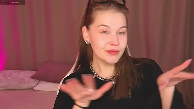 Snapshot of Colleen_Blake chatting on 03.05.26 Colleen Blake online show from 03.05.26