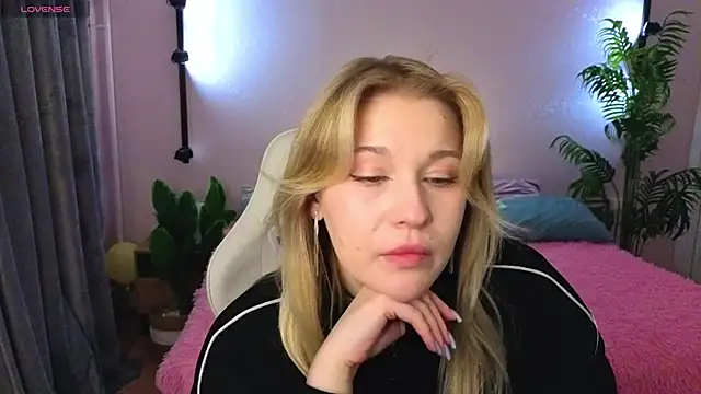 Colleen Blake online show from 04.21.26