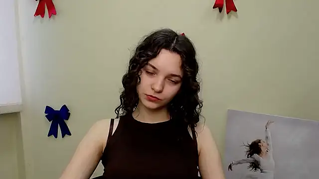  SusieSu  online show from 02.16.25