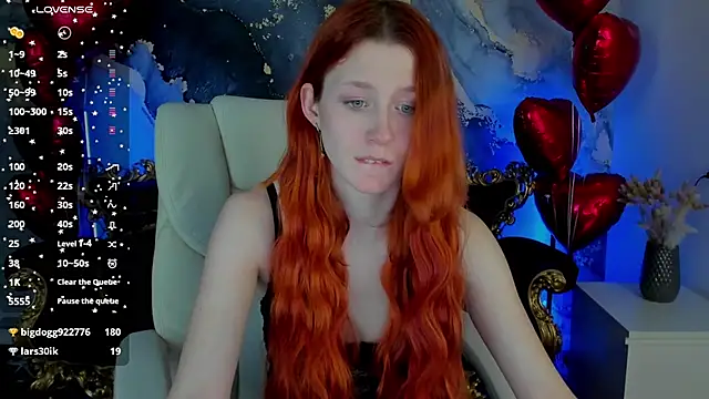 Snapshot of MagicLilu chatting on 02.13.25 MagicLilu online show from 02.13.25