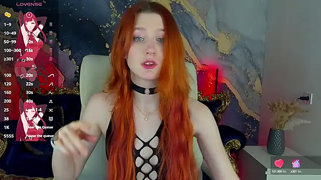 Snapshot of MagicLilu chatting on 02.28.25 MagicLilu online show from 02.28.25