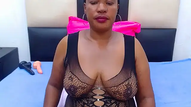 Snapshot of LICKABLEASSxxxx chatting on 02.23.25 LICKABLEASSxxxx online show from 02.23.25