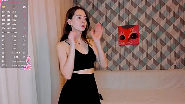 EvaBradley online show from 02.04.25