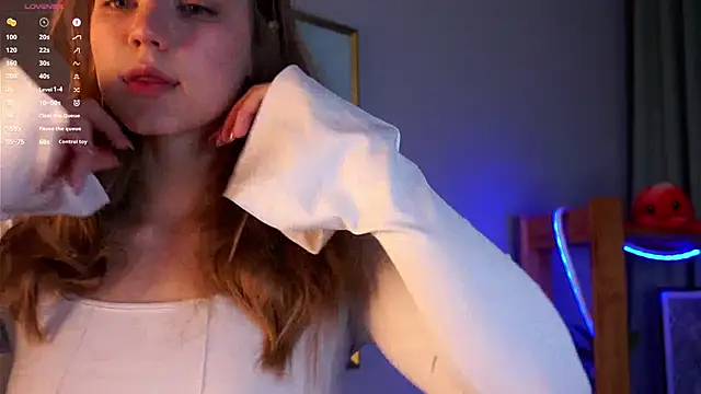 Snapshot of EdlinAlliston chatting on 02.11.25 EdlinAlliston online show from 02.11.25