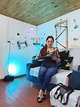 keila j online show from 06.05.26