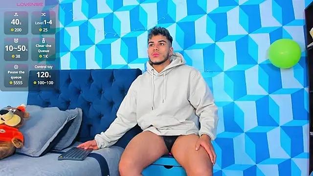 Snapshot of jeisonstark chatting on 03.09.25 jeisonstark online show from 03.09.25