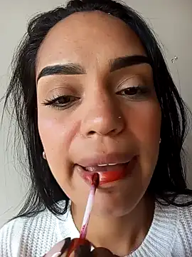 Snapshot of Sara-77 chatting on 12.29.24 Sara-77 online show from 12.29.24