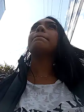 Snapshot of Sara-77 chatting on 01.08.25 Sara-77 online show from 01.08.25