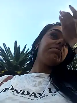 Snapshot of Sara-77 chatting on 01.08.25 Sara-77 online show from 01.08.25