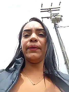 Snapshot of Sara-77 chatting on 01.24.25 Sara-77 online show from 01.24.25