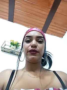 Snapshot of Sara-77 chatting on 01.31.25 Sara-77 online show from 01.31.25