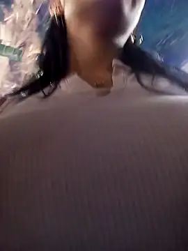 Snapshot of Sara-77 chatting on 02.04.25 Sara-77 online show from 02.04.25