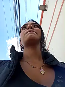 Snapshot of Sara-77 chatting on 02.19.25 Sara-77 online show from 02.19.25