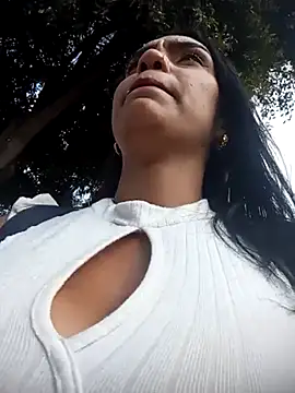 Snapshot of Sara-77 chatting on 03.08.25 Sara-77 online show from 03.08.25