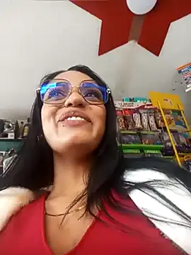 Snapshot of Sara-77 chatting on 03.13.25 Sara-77 online show from 03.13.25