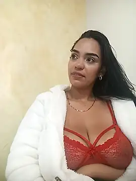 Snapshot of Sara-77 chatting on 03.13.25 Sara-77 online show from 03.13.25