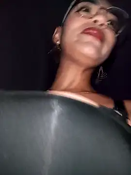 Snapshot of Sara-77 chatting on 09.09.25 Sara-77 online show from 09.09.25