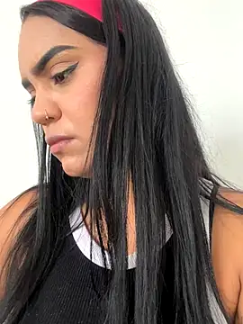 Snapshot of Sara-77 chatting on 10.03.25 Sara-77 online show from 10.03.25