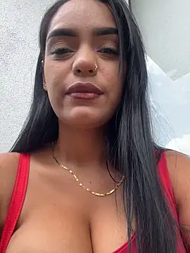 Snapshot of Sara-77 chatting on 10.12.25 Sara-77 online show from 10.12.25