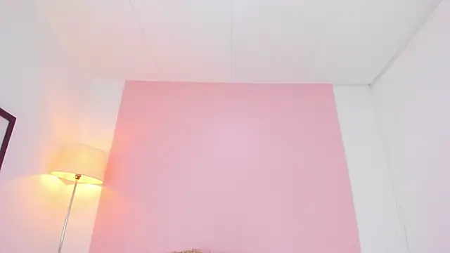 Snapshot of andyylove_jk chatting on 12.19.25 andyylove jk online show from 12.19.25