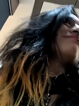 Snapshot of Lila_Desiree chatting on 12.23.24 Lila Desiree online show from 12.23.24