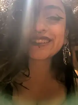 Snapshot of Lila_Desiree chatting on 12.30.24 Lila Desiree online show from 12.30.24