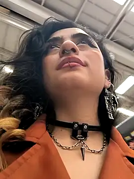 Snapshot of Lila_Desiree chatting on 12.31.24 Lila Desiree online show from 12.31.24