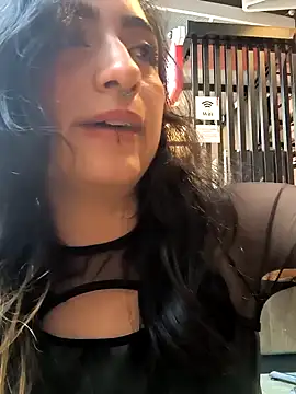 Snapshot of Lila_Desiree chatting on 01.28.25 Lila Desiree online show from 01.28.25