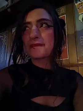 Snapshot of Lila_Desiree chatting on 02.10.25 Lila Desiree online show from 02.10.25