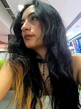 Snapshot of Lila_Desiree chatting on 02.21.25 Lila Desiree online show from 02.21.25