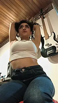 Snapshot of Lila_Desiree chatting on 10.21.25 Lila Desiree online show from 10.21.25