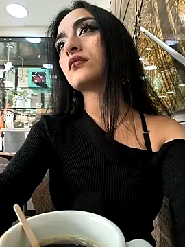 Snapshot of Lila_Desiree chatting on 10.31.25 Lila Desiree online show from 10.31.25