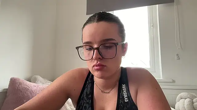 Snapshot of maisiesmithx chatting on 07.24.26 maisiesmithx online show from 07.24.26