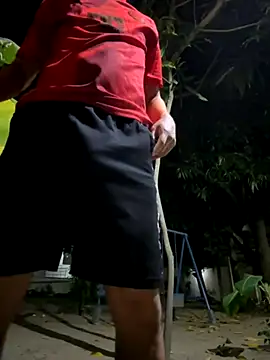 Snapshot of Erick-90 chatting on 11.26.25 Erick-90 online show from 11.26.25